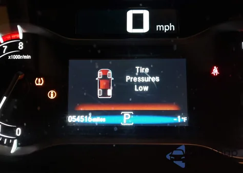 2019 Honda Ridgeline Sport z USA, uszkodzony, nr VIN 5FPYK3F16KB040531